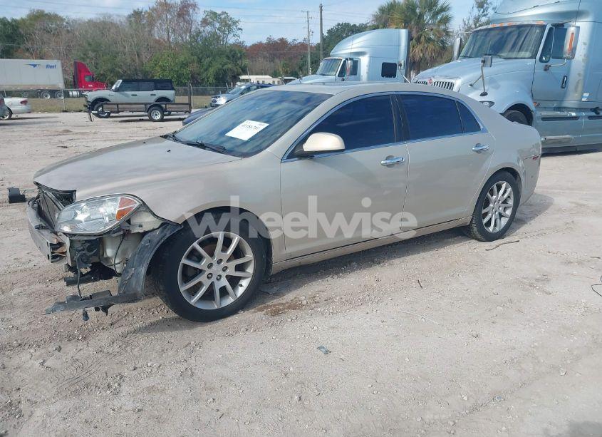 Photo 2 of 2009 Chevrolet Malibu LTZ (VIN 1G1ZK57B19F197186)