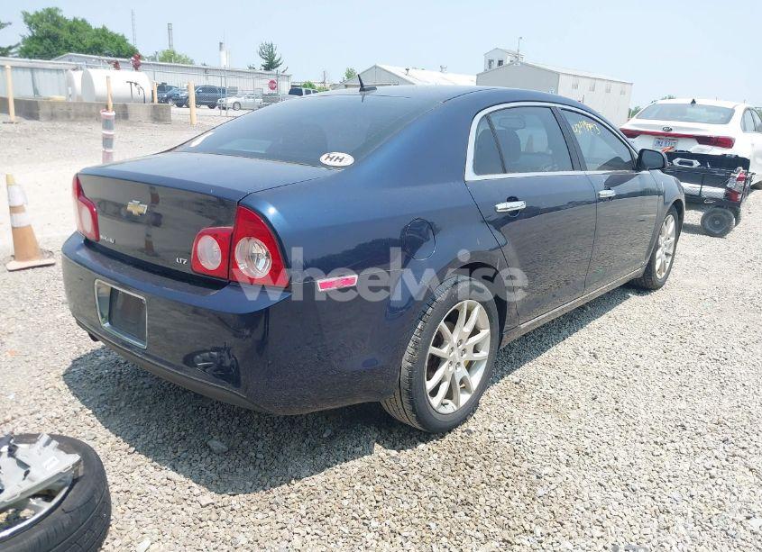 Photo 4 of 2009 Chevrolet Malibu LTZ (VIN 1G1ZK57B59F170881)
