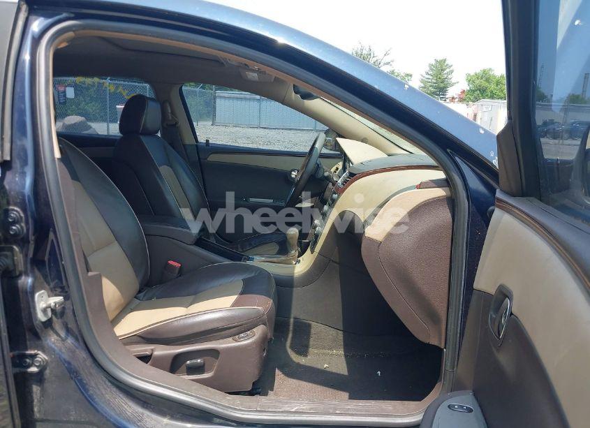 Photo 5 of 2009 Chevrolet Malibu LTZ (VIN 1G1ZK57B59F170881)