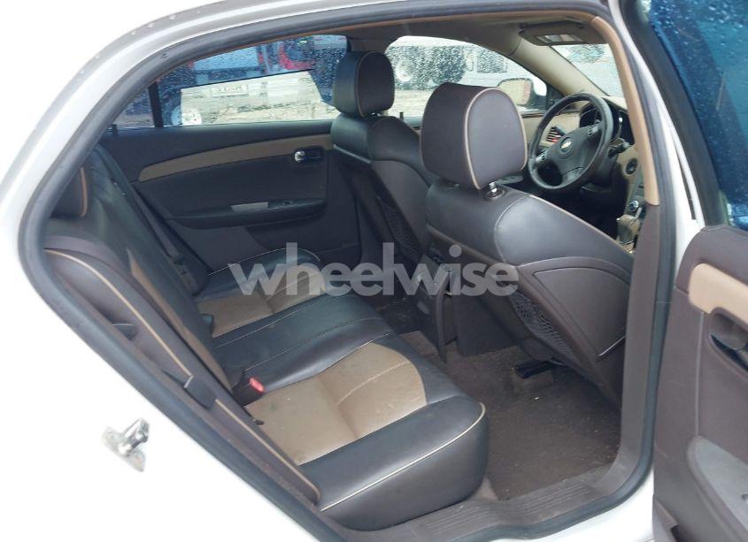 Photo 8 of 2009 Chevrolet Malibu LTZ (VIN 1G1ZK57B69F193067)