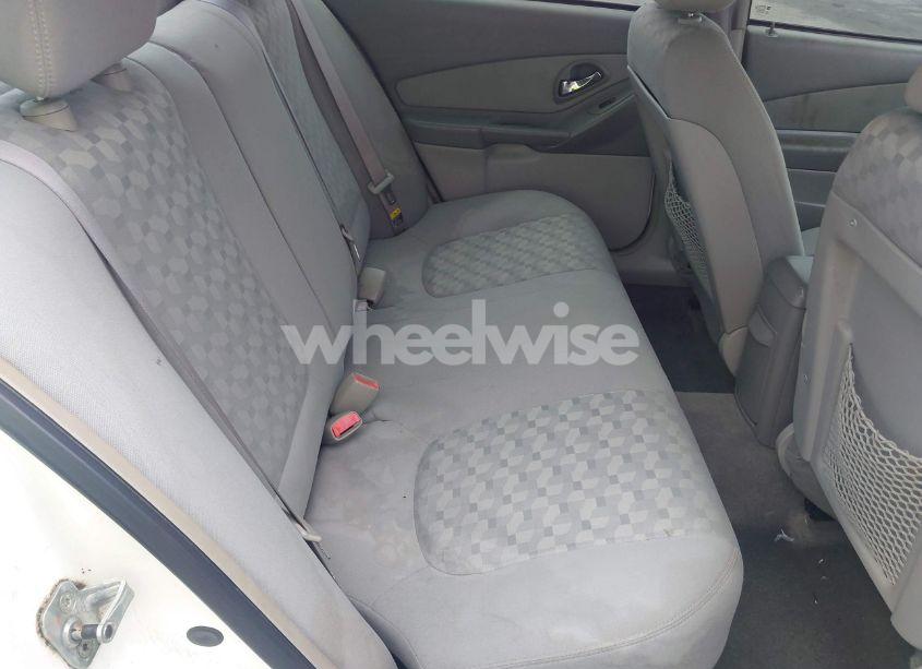 Photo 8 of 2005 Chevrolet Malibu (VIN 1G1ZS52885F112852)