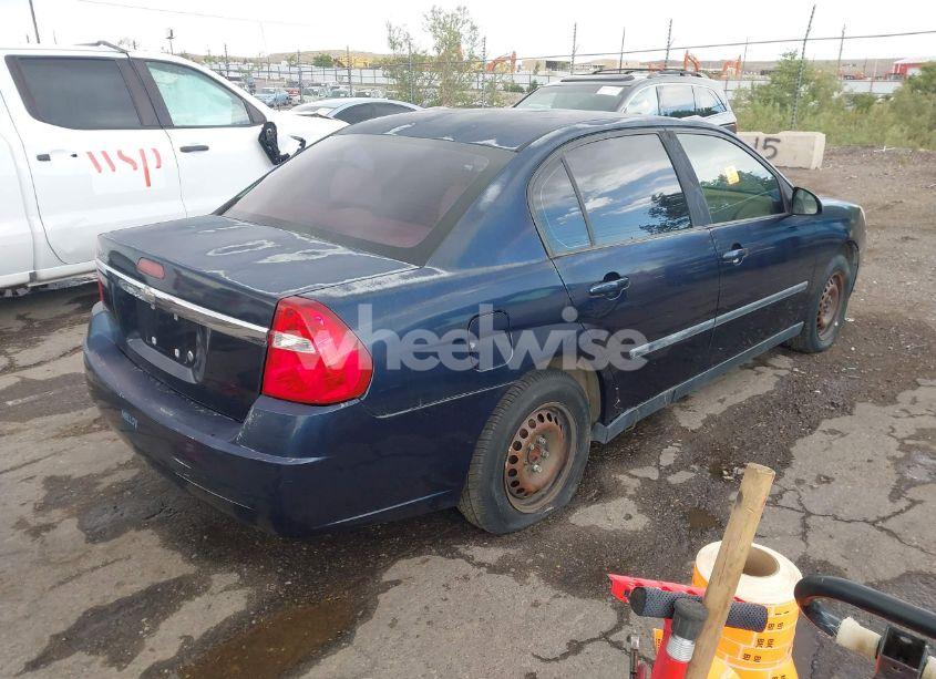 Photo 4 of 2005 Chevrolet Malibu (VIN 1G1ZS52F05F308962)