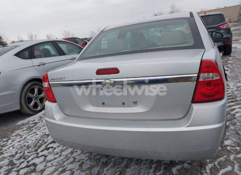 Photo 16 of 2005 Chevrolet Malibu (VIN 1G1ZS52F15F241434)