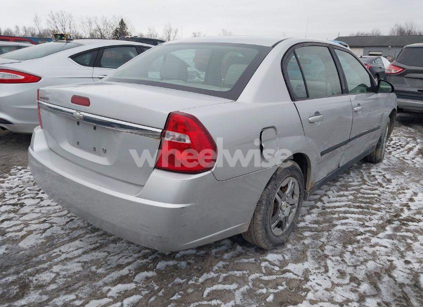 Photo 4 of 2005 Chevrolet Malibu (VIN 1G1ZS52F15F241434)