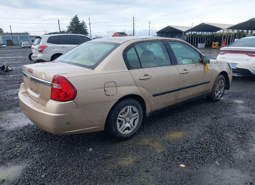 Photo 4 of 2005 Chevrolet Malibu (VIN 1G1ZS52F35F106830)