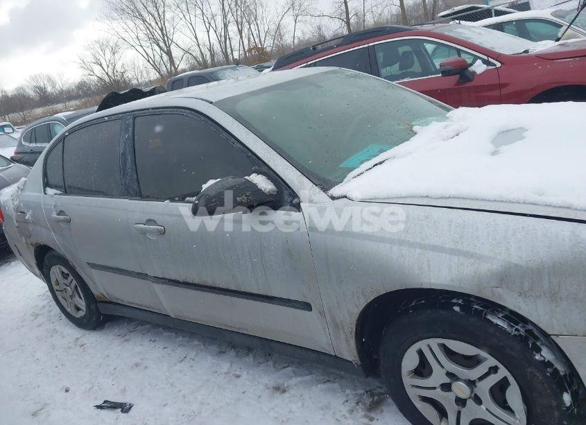 Photo 13 of 2005 Chevrolet Malibu (VIN 1G1ZS52F35F328994)