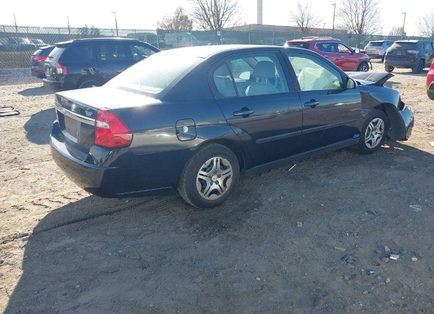 Photo 4 of 2005 Chevrolet Malibu (VIN 1G1ZS52F65F249268)