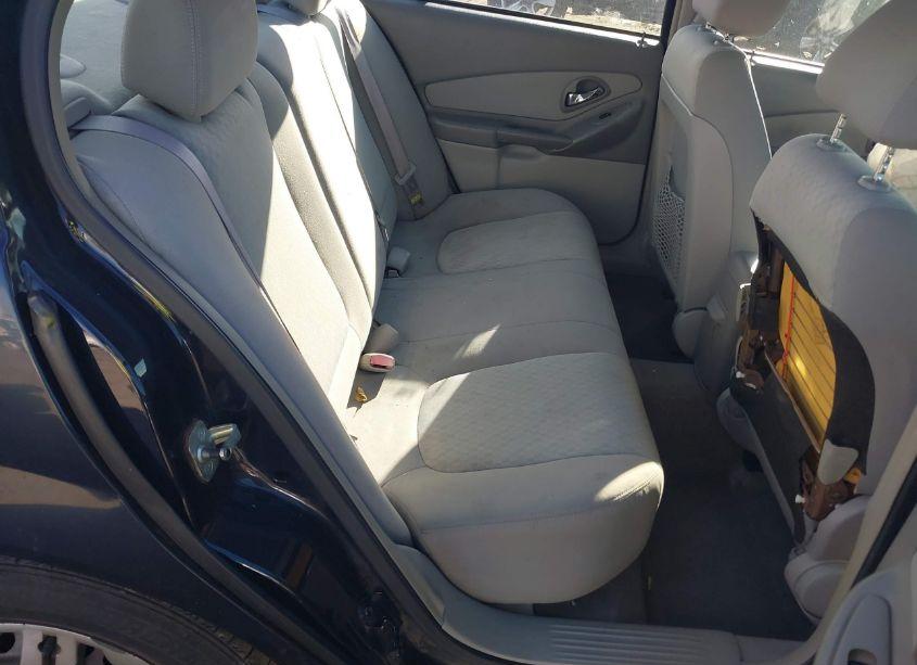 Photo 8 of 2005 Chevrolet Malibu (VIN 1G1ZS52F65F249268)