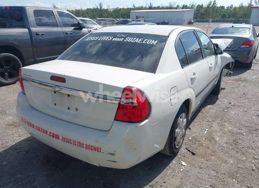 Photo 4 of 2005 Chevrolet Malibu (VIN 1G1ZS52F65F260772)