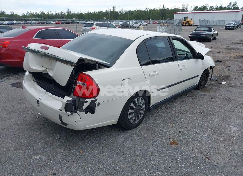 Photo 4 of 2005 Chevrolet Malibu (VIN 1G1ZS52F75F288113)
