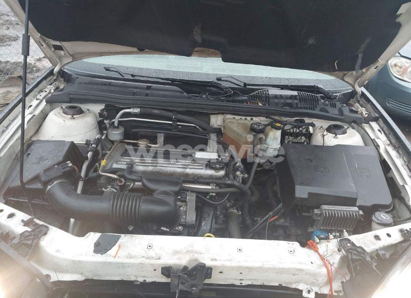 Photo 10 of 2005 Chevrolet Malibu (VIN 1G1ZS52FX5F336025)