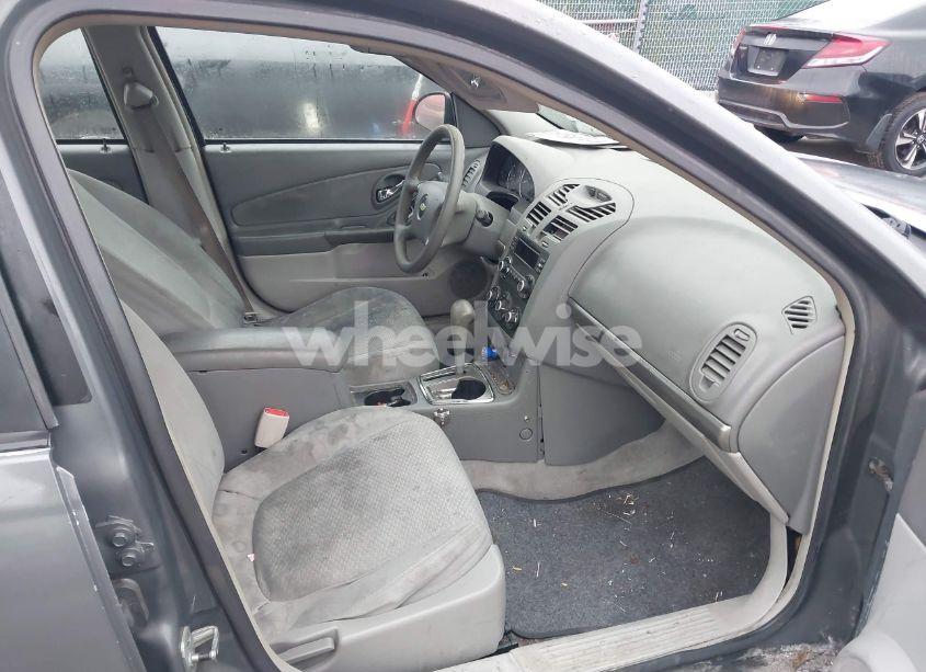 Photo 5 of 2007 Chevrolet Malibu LS (VIN 1G1ZS57F47F307809)