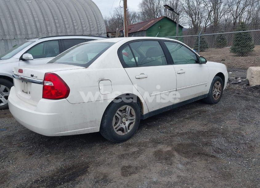 Photo 4 of 2007 Chevrolet Malibu LS (VIN 1G1ZS57F57F269233)