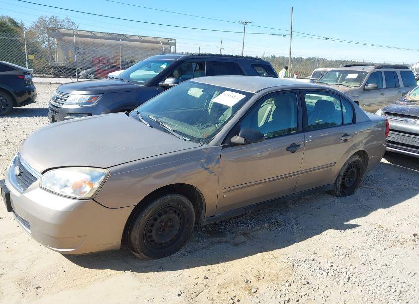 Photo 2 of 2007 Chevrolet Malibu LS (VIN 1G1ZS58F07F228958)