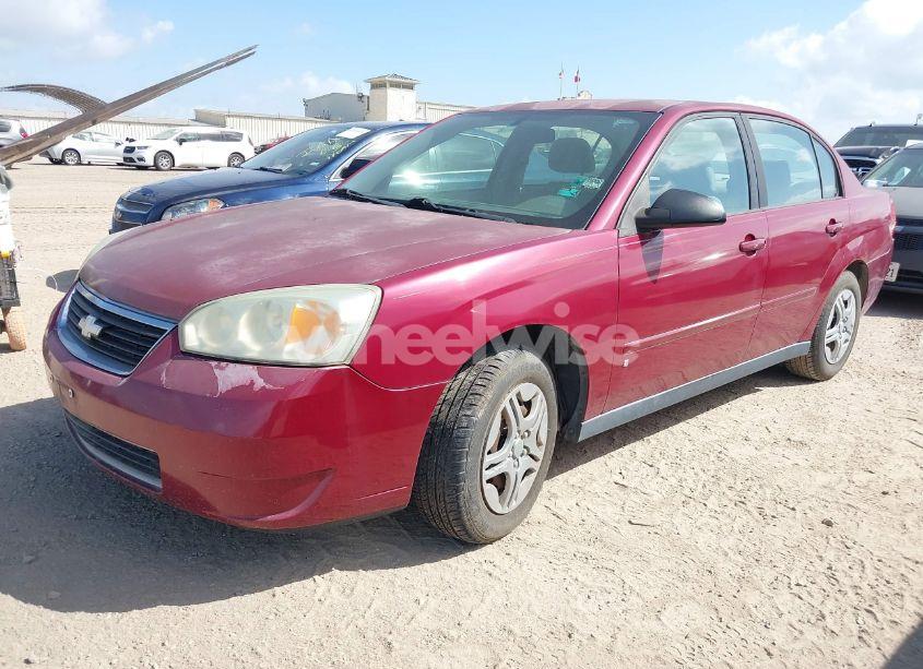 Photo 2 of 2007 Chevrolet Malibu LS (VIN 1G1ZS58F17F123815)