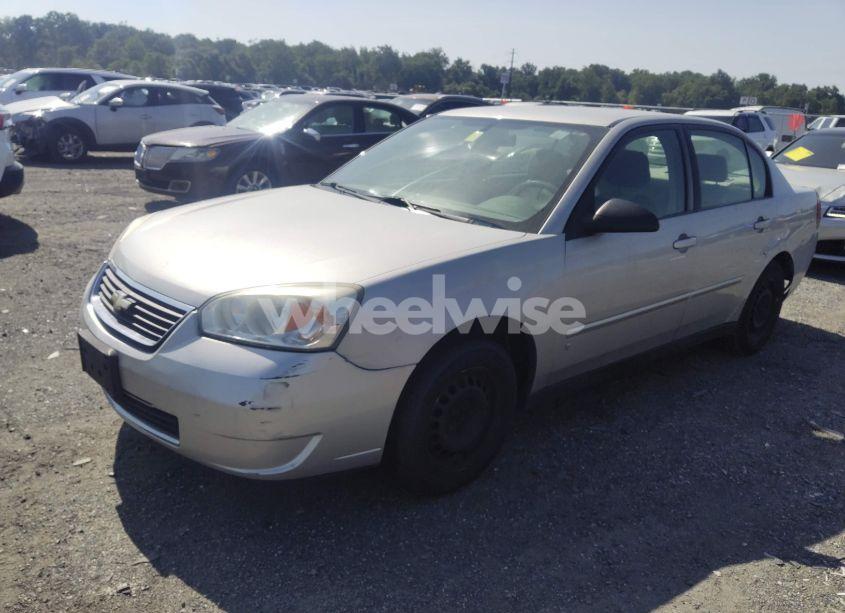 Photo 2 of 2008 Chevrolet Malibu CLASSIC LS (VIN 1G1ZS58F18F113304)