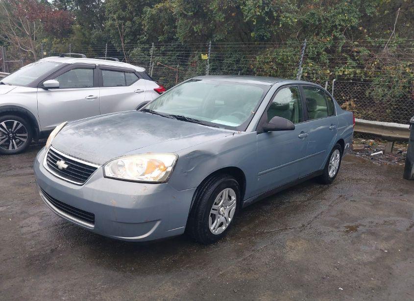 Photo 2 of 2008 Chevrolet Malibu CLASSIC LS (VIN 1G1ZS58F18F127641)