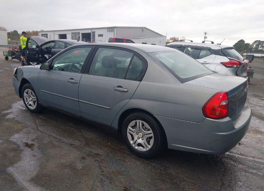 Photo 3 of 2008 Chevrolet Malibu CLASSIC LS (VIN 1G1ZS58F18F127641)