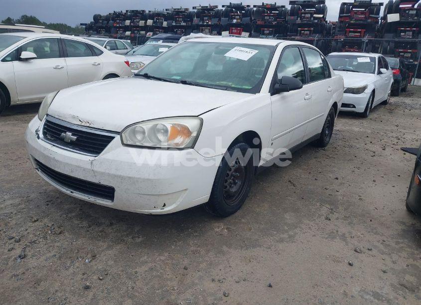Photo 2 of 2007 Chevrolet Malibu LS (VIN 1G1ZS58F27F205018)
