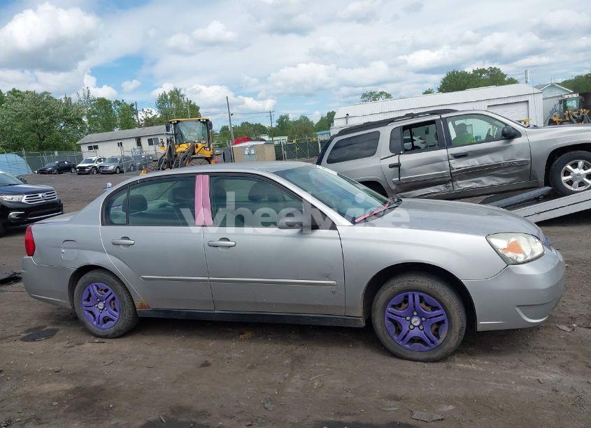 Photo 13 of 2007 Chevrolet Malibu LS (VIN 1G1ZS58F37F312384)
