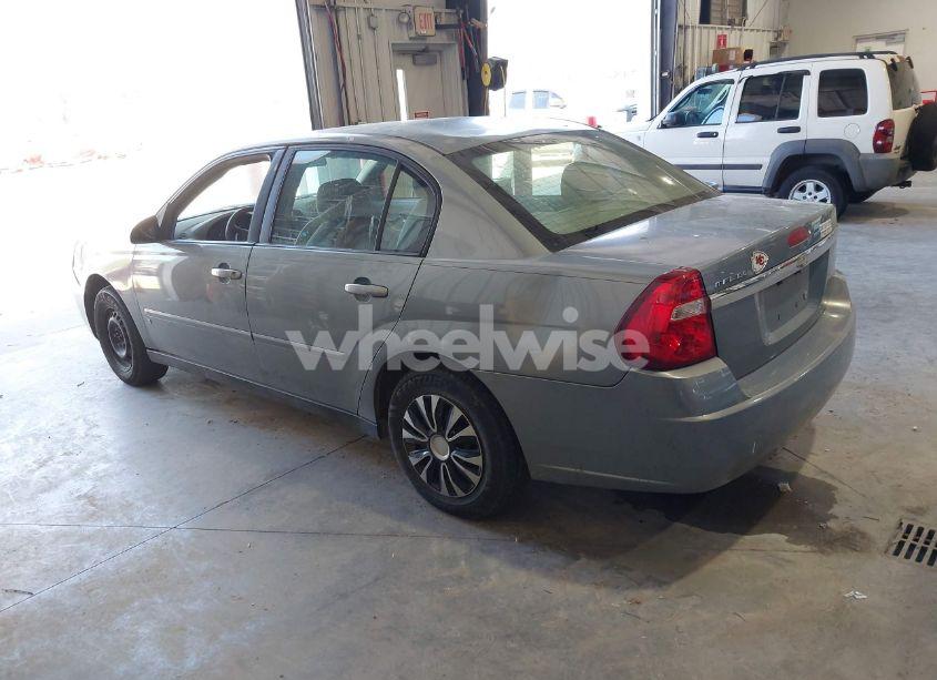Photo 3 of 2007 Chevrolet Malibu LS (VIN 1G1ZS58F57F181829)