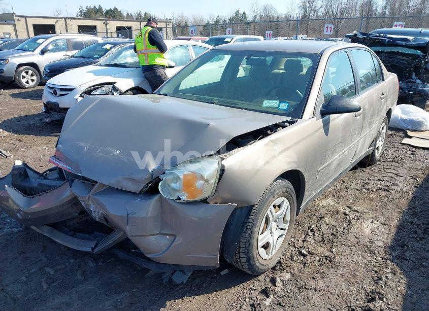 Photo 2 of 2008 Chevrolet Malibu CLASSIC LS (VIN 1G1ZS58F98F133896)