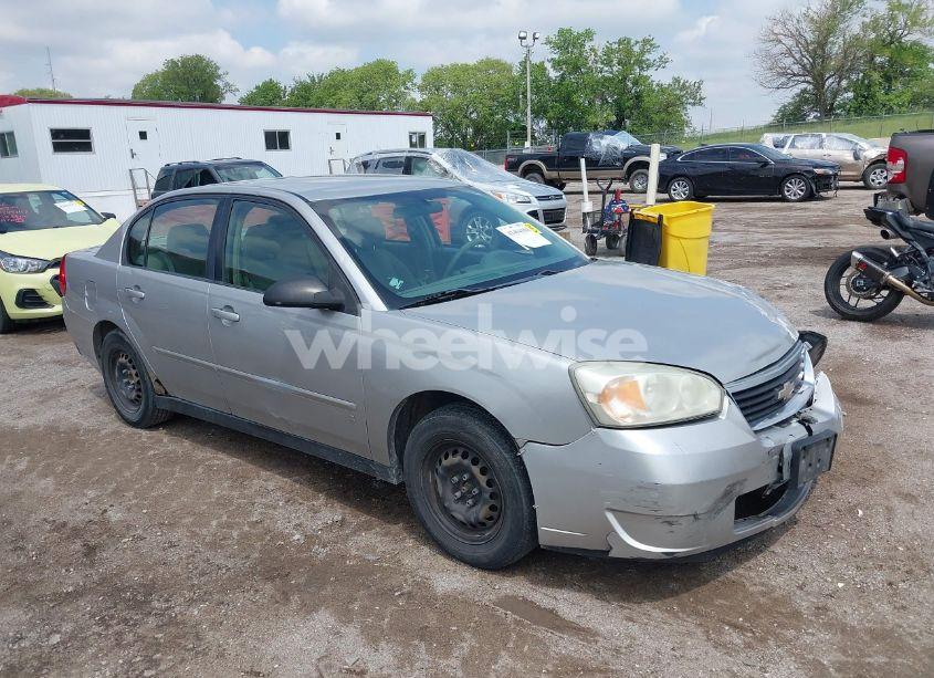 2008 Chevrolet Malibu CLASSIC LS (VIN 1G1ZS58F98F136345) main photo