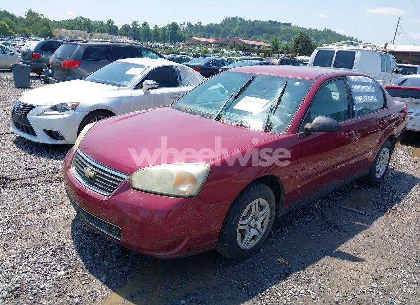 Photo 2 of 2007 Chevrolet Malibu LS (VIN 1G1ZS58FX7F190493)