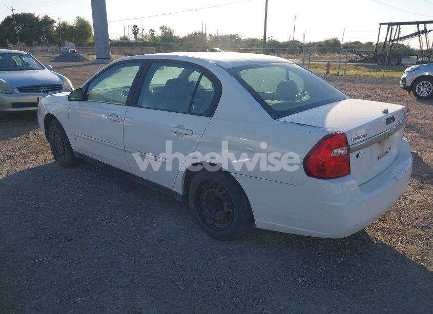 Photo 3 of 2008 Chevrolet Malibu LS (VIN 1G1ZS58FX8F128528)