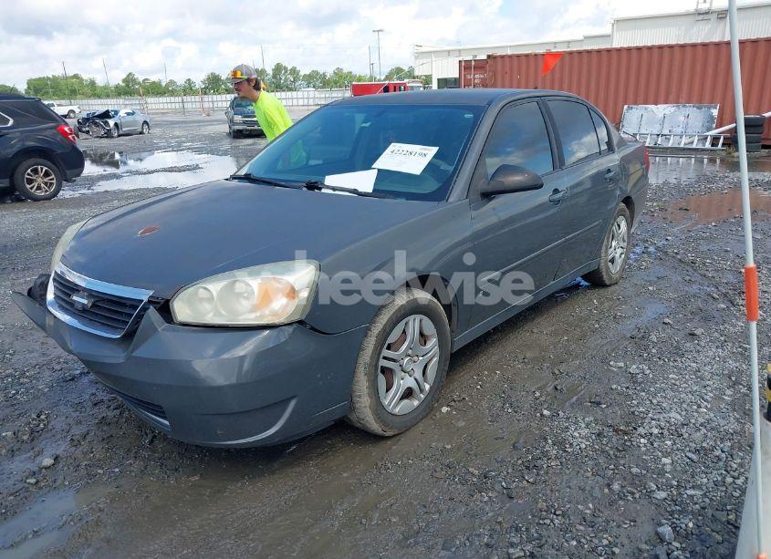 Photo 2 of 2007 Chevrolet Malibu LS (VIN 1G1ZS58N07F288939)