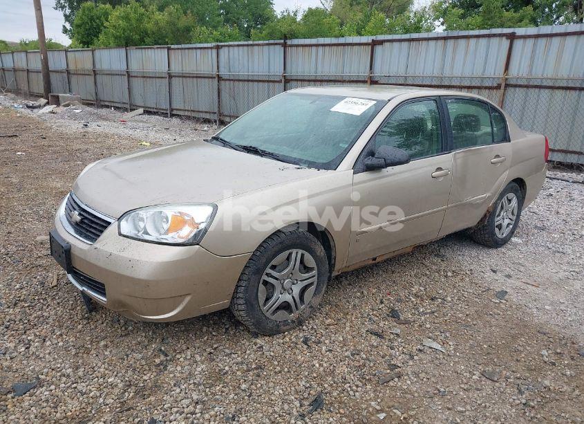 Photo 2 of 2007 Chevrolet Malibu LS (VIN 1G1ZS58N17F260230)