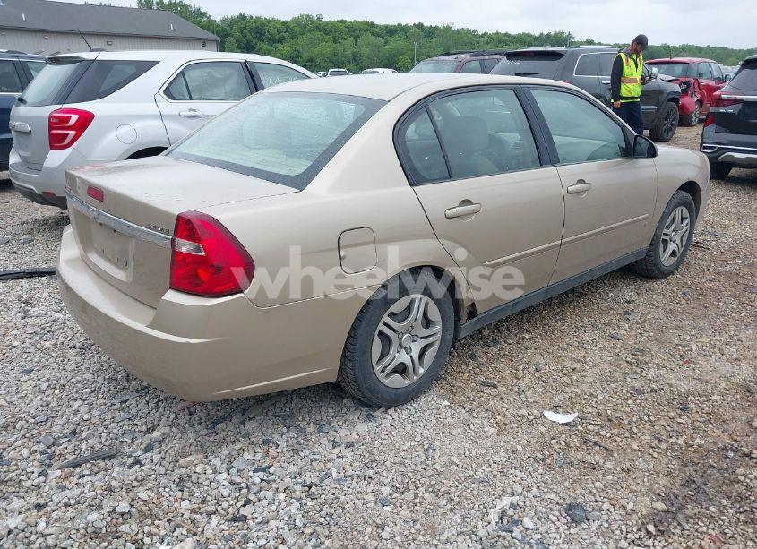 Photo 4 of 2007 Chevrolet Malibu LS (VIN 1G1ZS58N17F260230)