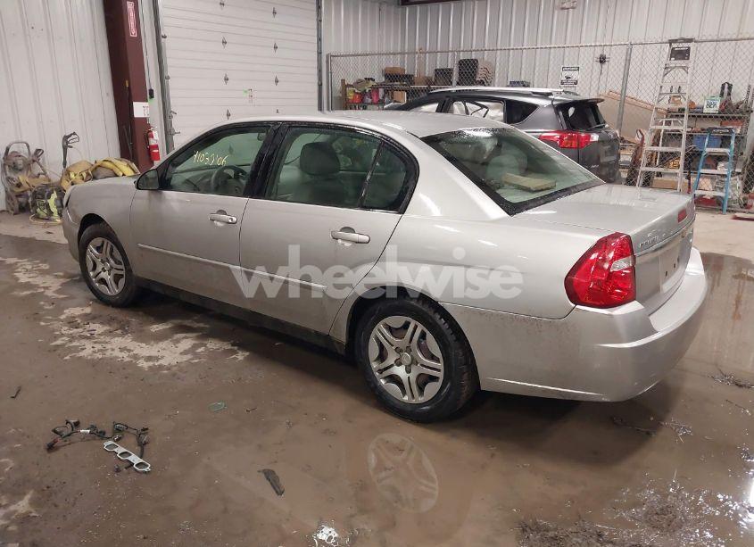 Photo 3 of 2008 Chevrolet Malibu CLASSIC LS (VIN 1G1ZS58N38F148465)