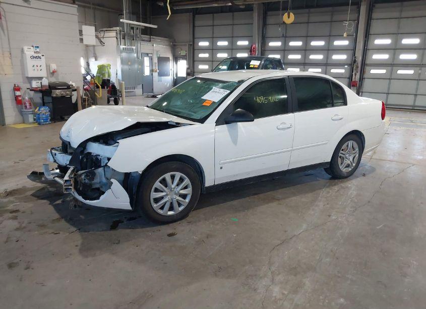 Photo 2 of 2007 Chevrolet Malibu LS (VIN 1G1ZS58N87F301954)