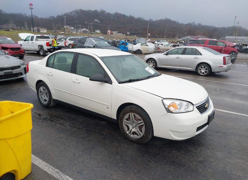 2008 Chevrolet Malibu CLASSIC LS (VIN 1G1ZS58NX8F120260) main photo
