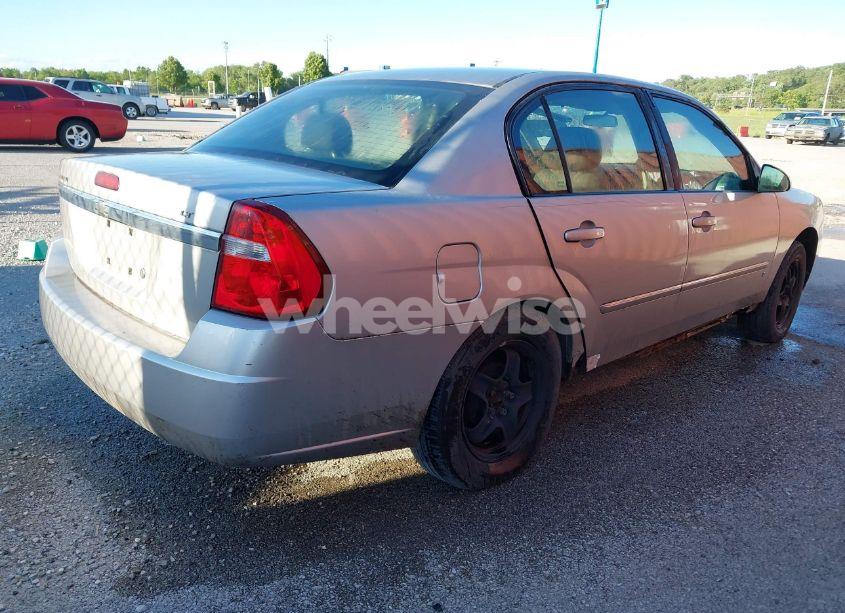 Photo 4 of 2006 Chevrolet Malibu LT (VIN 1G1ZT51F66F151650)