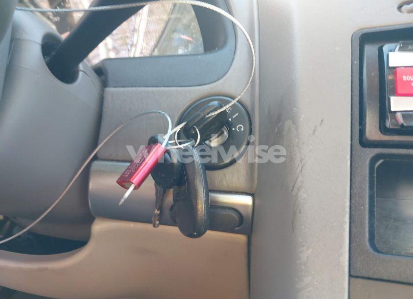 Photo 11 of 2005 Chevrolet Malibu LS (VIN 1G1ZT52855F339381)