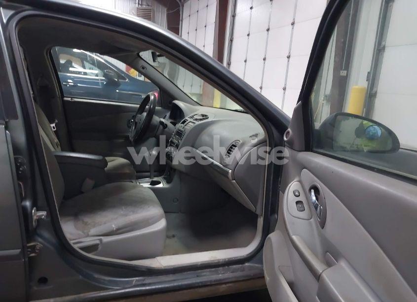 Photo 5 of 2005 Chevrolet Malibu LS (VIN 1G1ZT52865F108635)