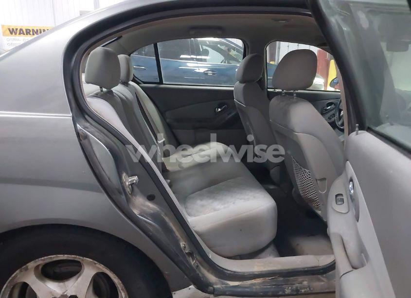 Photo 8 of 2005 Chevrolet Malibu LS (VIN 1G1ZT52865F108635)