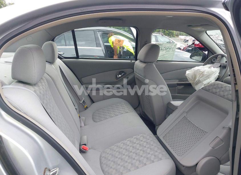 Photo 8 of 2004 Chevrolet Malibu LS (VIN 1G1ZT52884F220352)