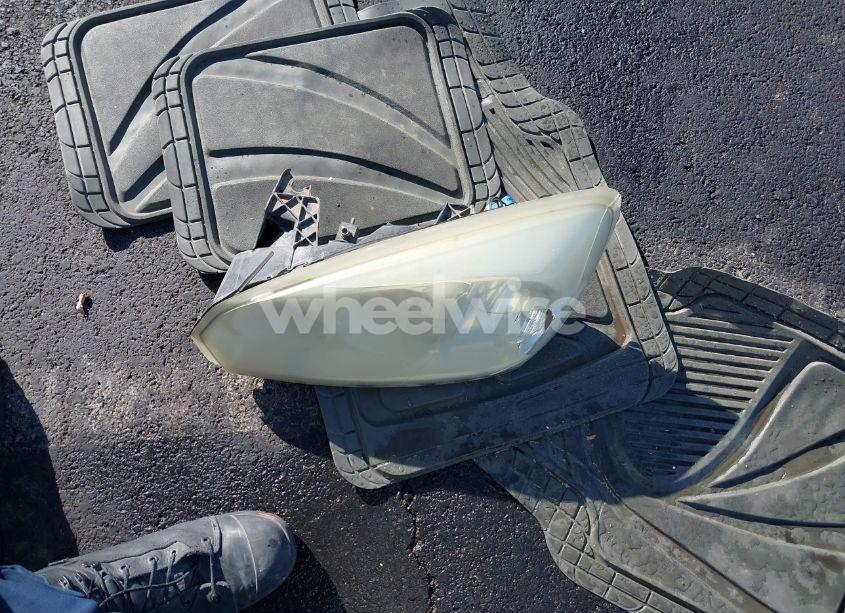 Photo 12 of 2004 Chevrolet Malibu LS (VIN 1G1ZT528X4F136016)