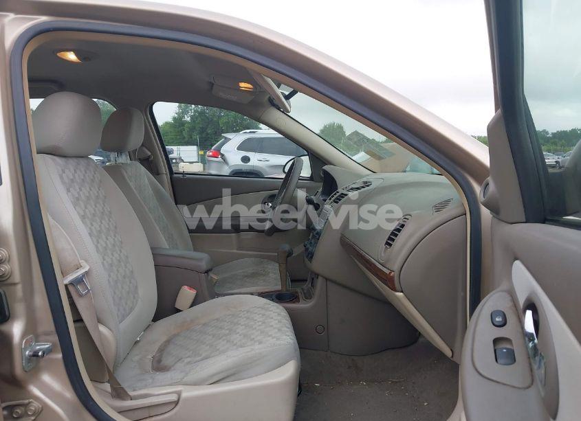 Photo 5 of 2005 Chevrolet Malibu LS (VIN 1G1ZT54805F193811)