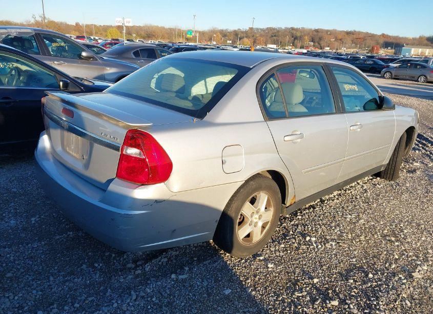 Photo 4 of 2005 Chevrolet Malibu LS (VIN 1G1ZT54825F132203)