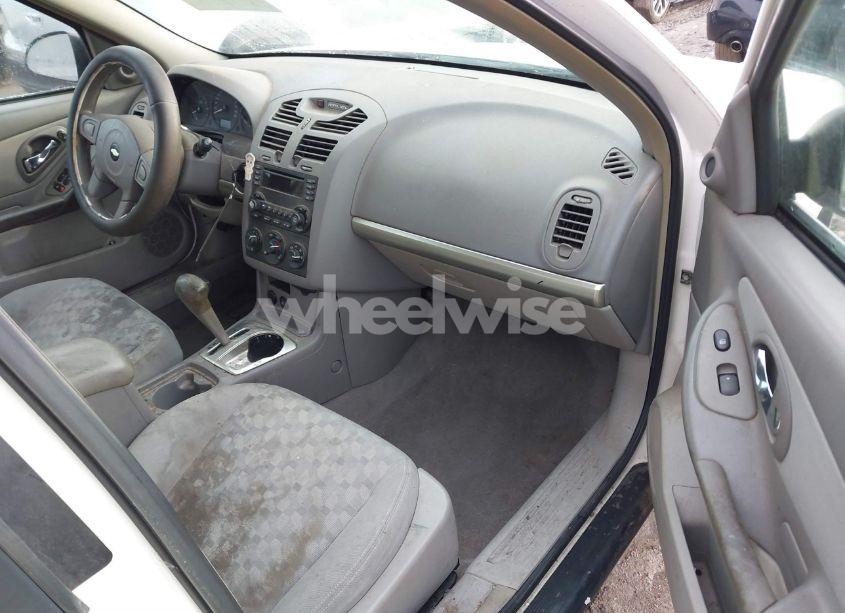 Photo 5 of 2004 Chevrolet Malibu LS (VIN 1G1ZT548X4F230779)