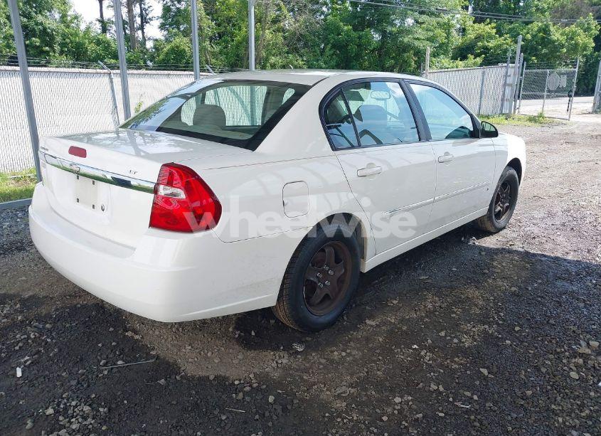 Photo 4 of 2007 Chevrolet Malibu LT (VIN 1G1ZT57F17F132111)