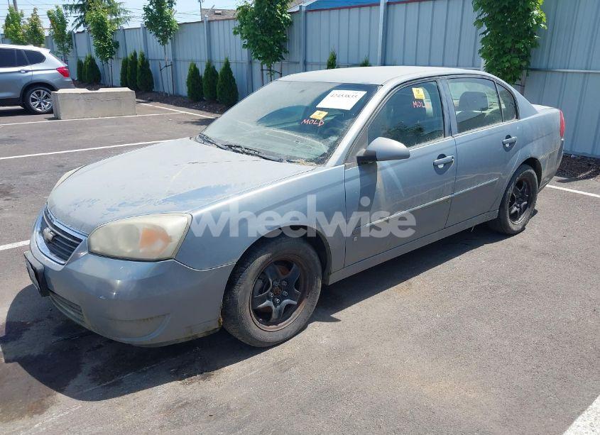 Photo 2 of 2007 Chevrolet Malibu LT (VIN 1G1ZT58F07F209114)