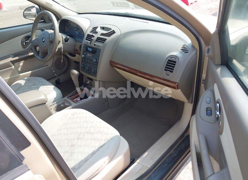 Photo 5 of 2005 Chevrolet Malibu MAXX LS (VIN 1G1ZT62845F105674)