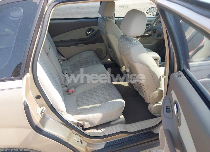 Photo 8 of 2005 Chevrolet Malibu MAXX LS (VIN 1G1ZT62845F105674)