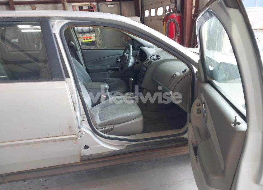 Photo 5 of 2005 Chevrolet Malibu MAXX LS (VIN 1G1ZT64845F206307)