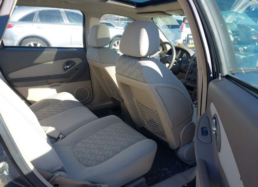 Photo 8 of 2005 Chevrolet Malibu MAXX LS (VIN 1G1ZT64875F206074)